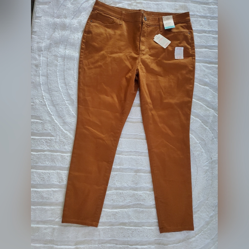 New St Johns Bay Mid Rise Secretly Slender Skinny Jeans Size 18 - Picture 3 of 7